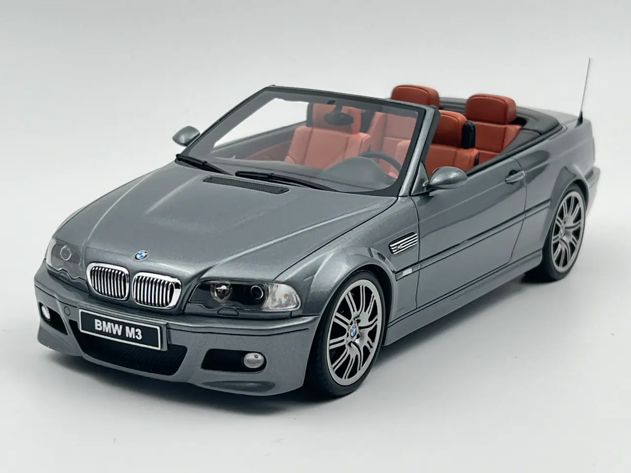 Billede 2 - 2004 BMW M3 Cabriolet 1:18  Type: E46  
