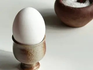 Keramikæggebæger, blankt