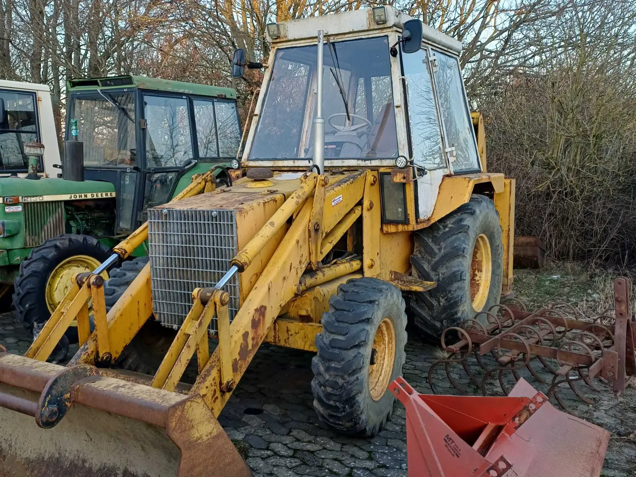 Billede 13 - Traktor værksted