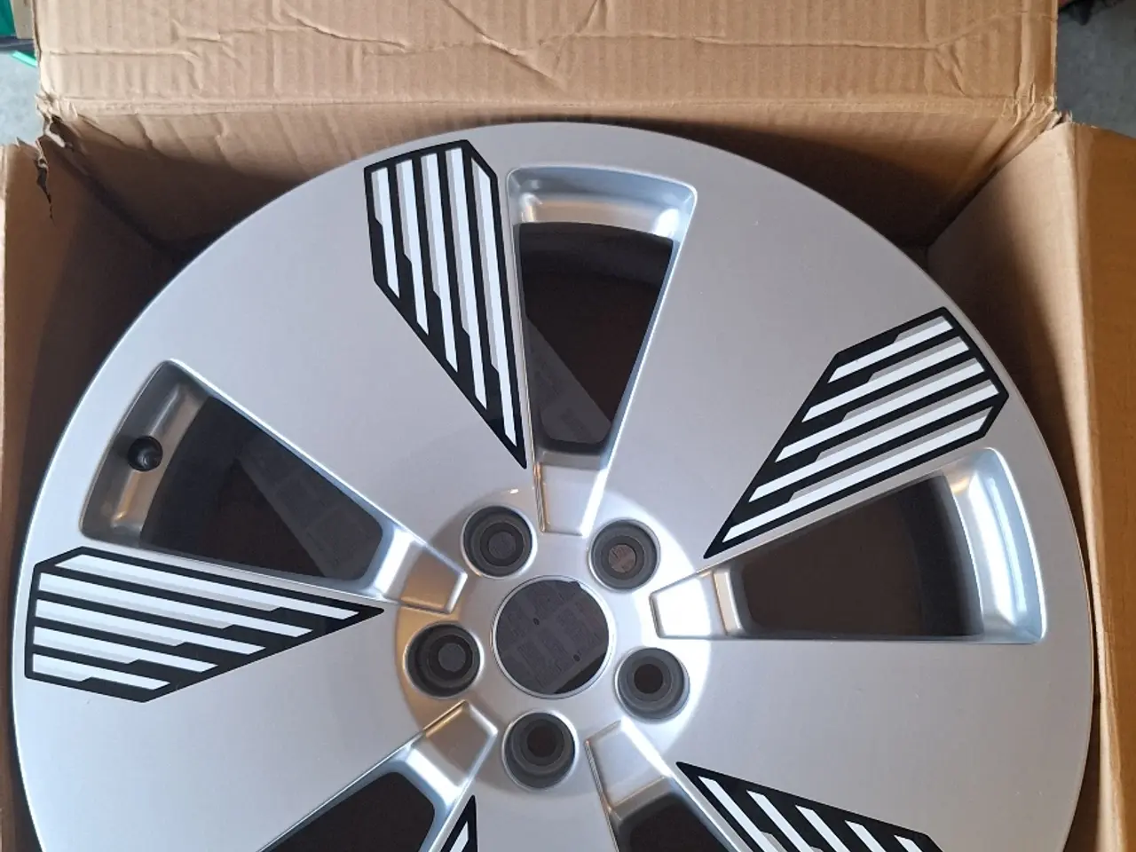 Billede 2 - Audi 5x112 alufælge