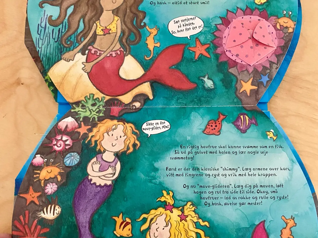 Billede 2 - Havfrue håndbogen børnebog