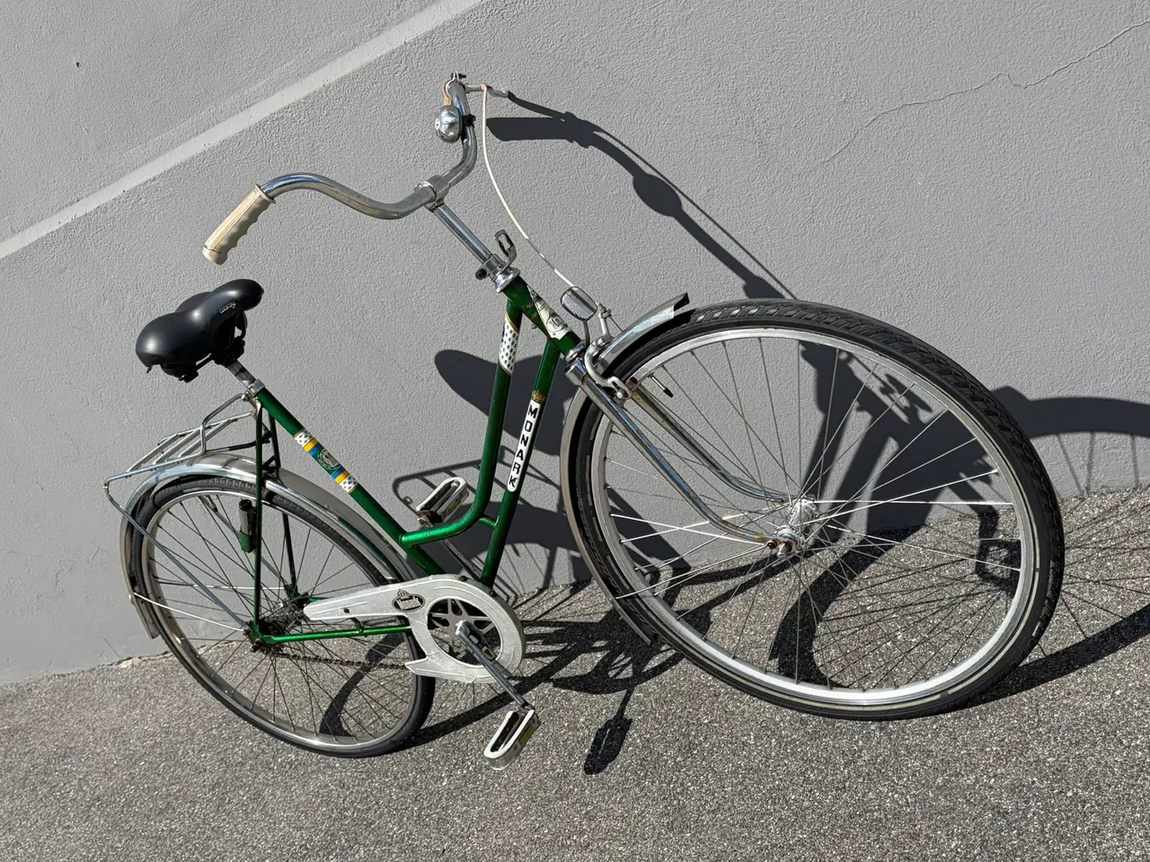 Billede 3 - Flot mørkegrøn retro damecykel, Monark - made in S