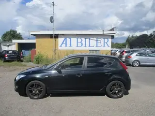 Hyundai i30 1,6 CVVT Comfort CW