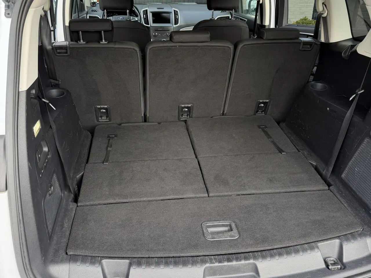 Billede 10 - Ford S-Max, Benzin, 7pers Familiebil i god stand