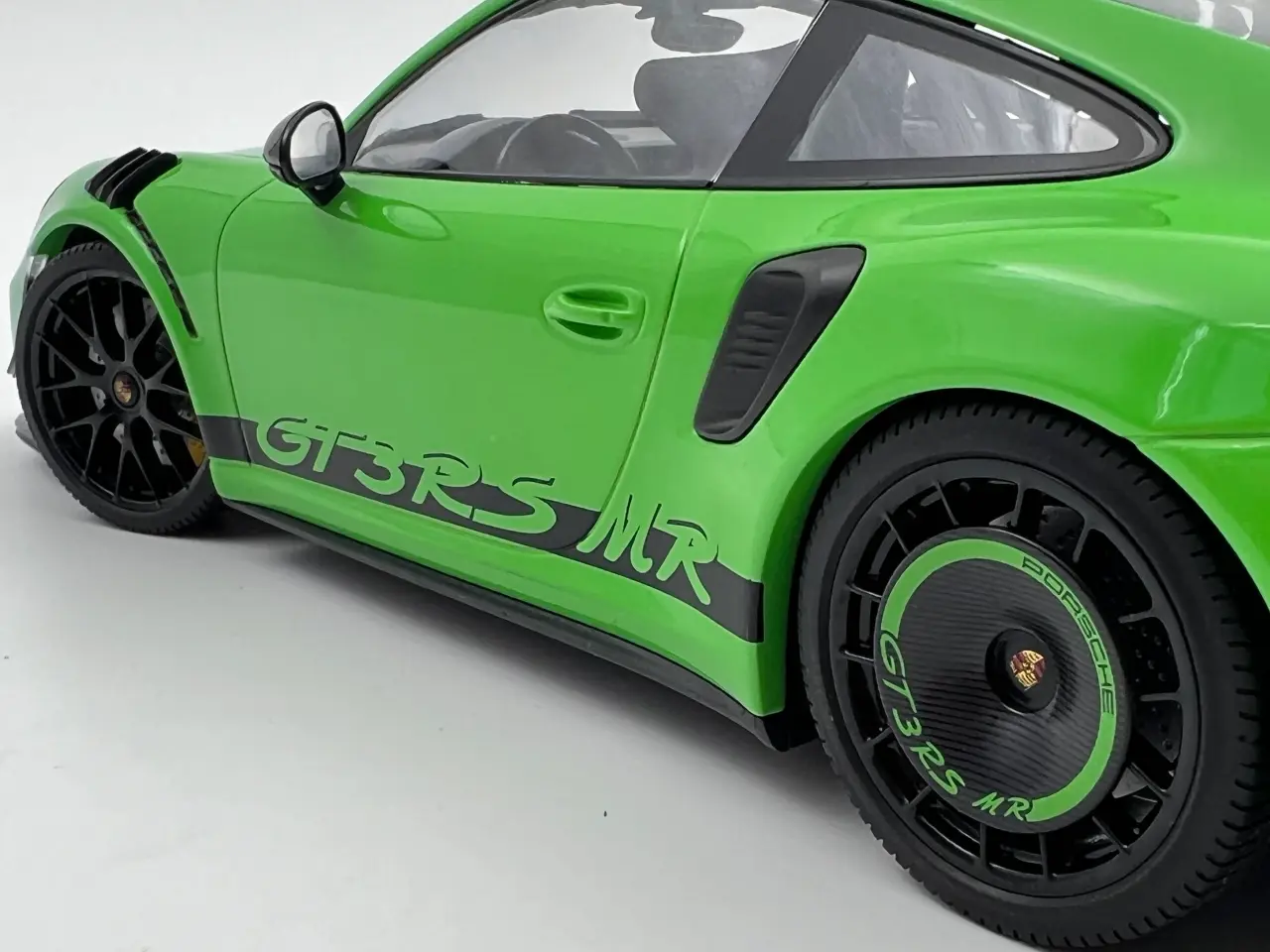 Billede 8 - 2019 Porsche 911 GT3 RS MR - Minichamps - 1:18