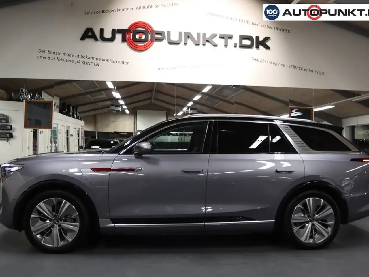 Billede 3 - Hongqi E-HS9 99 Exclusive