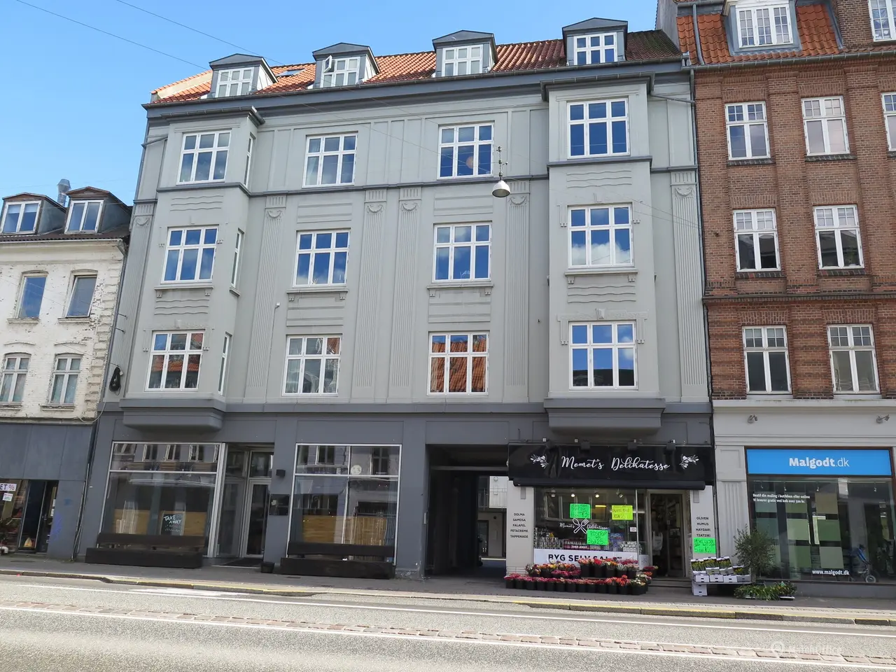 Billede 1 - Parkering centralt på Frederiksbjerg