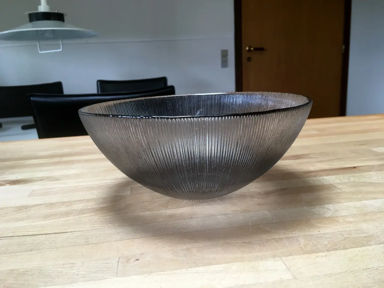 Billede 4 - Glasskåle, farvede i presset glas