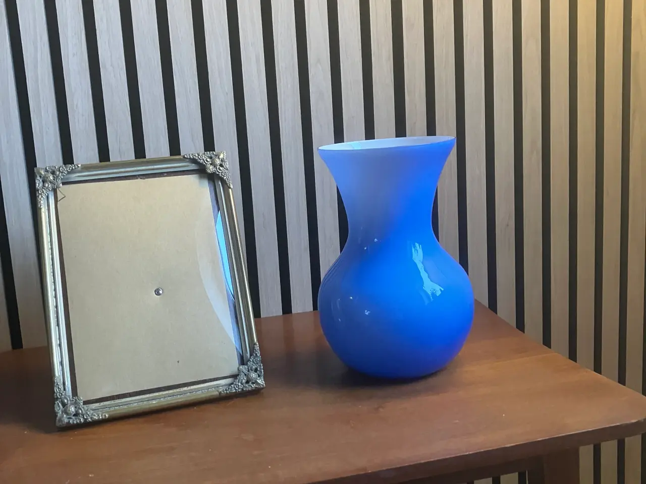 Billede 1 - Flot dueblå vase