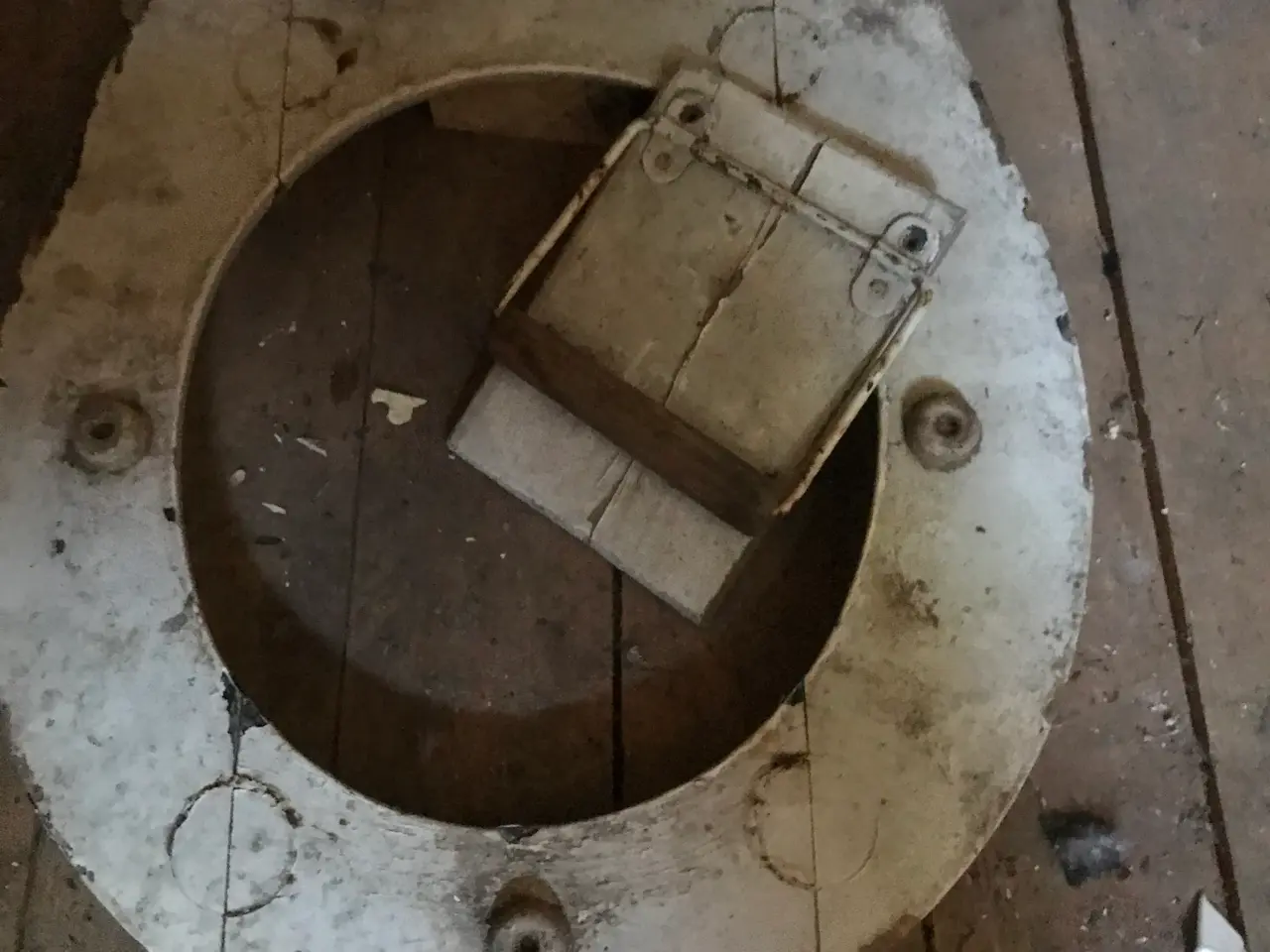 Billede 5 - Gl. Toilet sæde