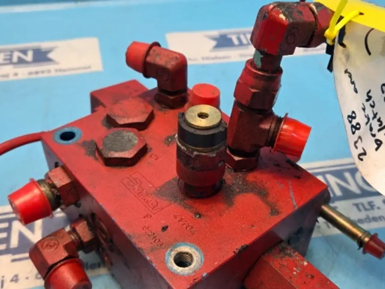 Billede 4 - Case 2388 Hydraulikventil 124235A3