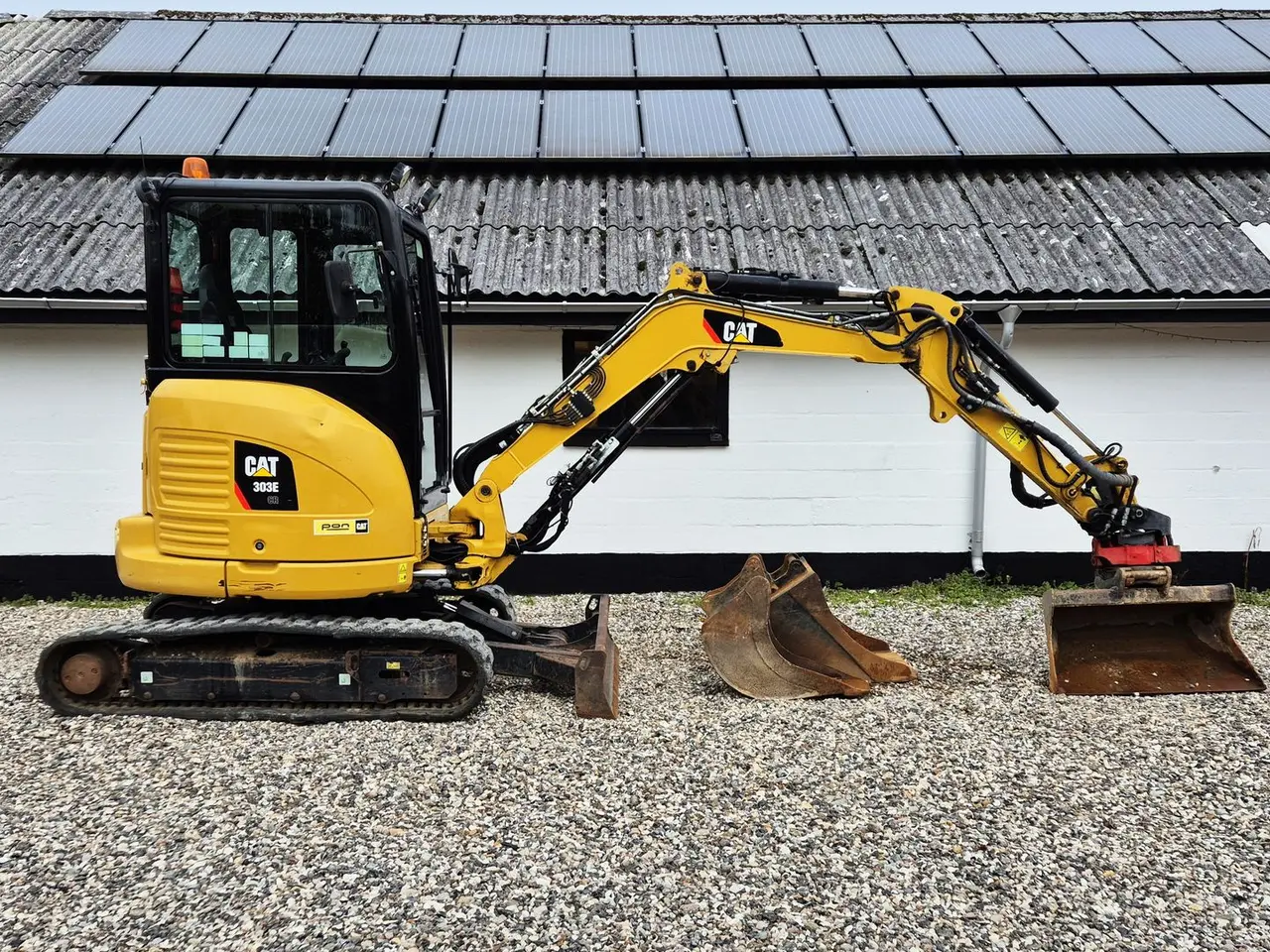 Billede 1 - Caterpillar 303E / Rotortilt og centralsmøring / 2000 timer / skovlsæt