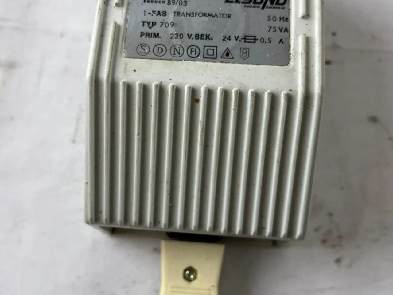 Billede 4 - Elsund 40318-902 Typ 709 75VA 220V to 24V 0.5A