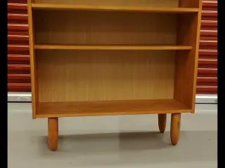 Klassisk elegant teak retro reol