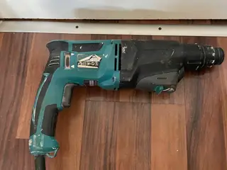 Makita borehammer 230 v