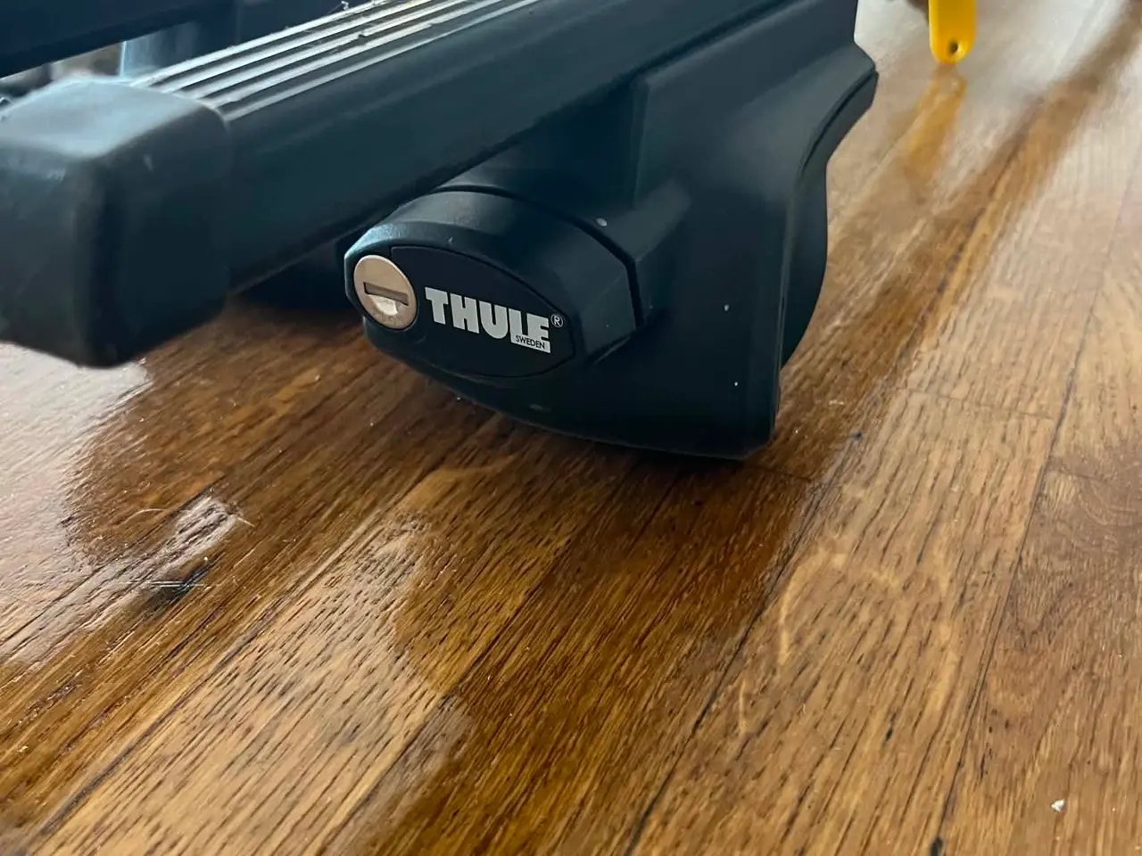 Billede 1 - Thule tagbøjler til rails
