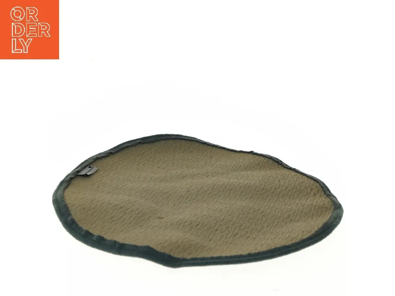 Billede 3 - uderlag fra Bent hansen møbler (str. Ø 42 cm)