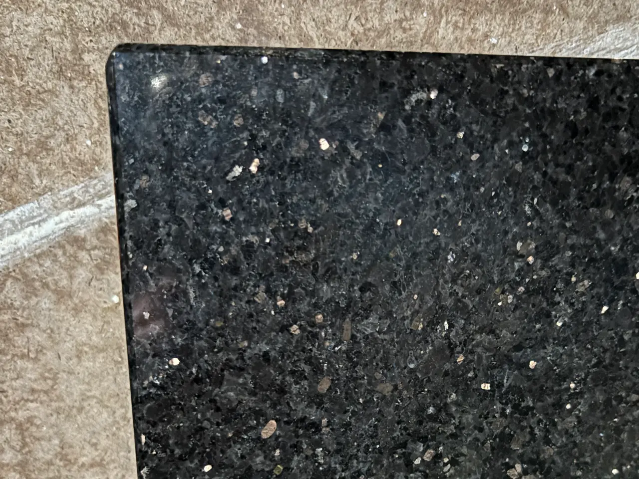 Billede 1 - Black Galaxy granit bordplade