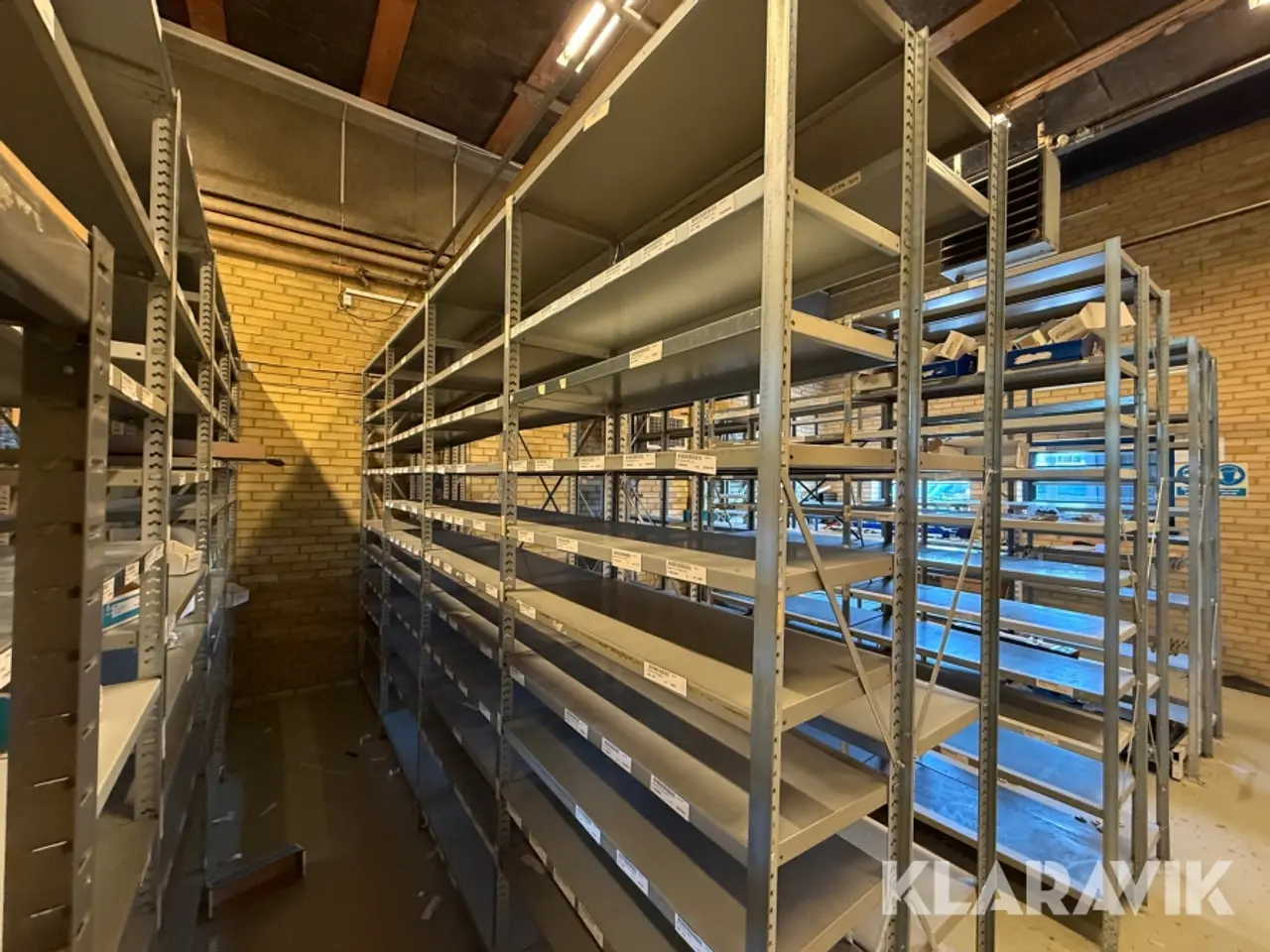 Billede 3 - Lagerreolsystem 40 stk. gavle + 253 stk. hylder