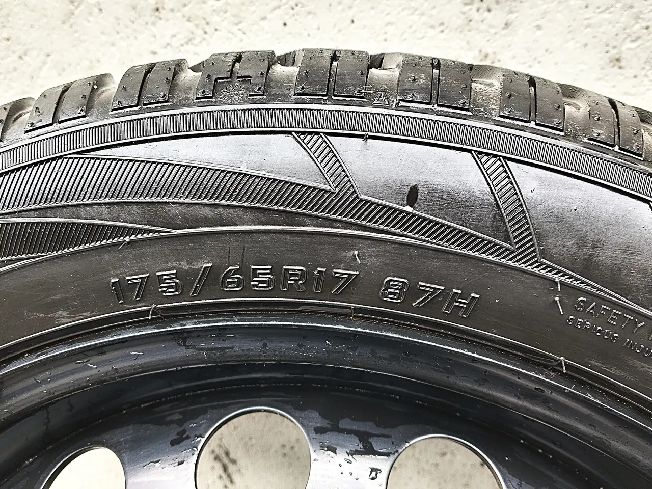 Billede 9 - OriginaleToyota vinterdæk