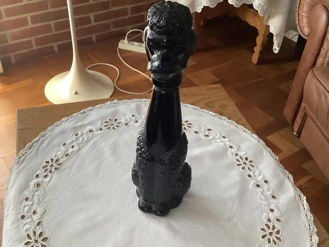 Billede 1 - Puddel figur (ølhund)