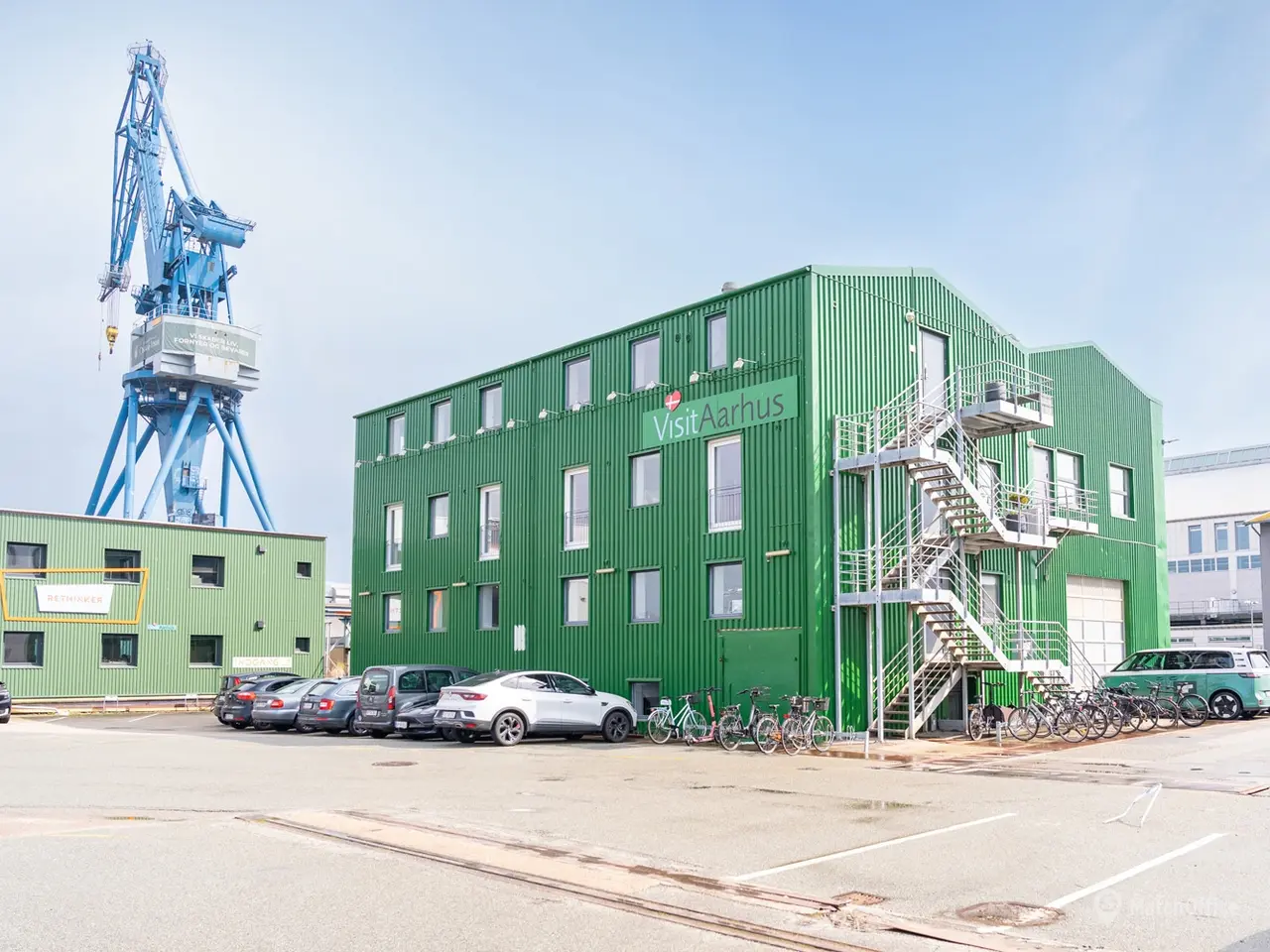 Billede 1 - Lager/showrooms lejemål på Aarhus Havn