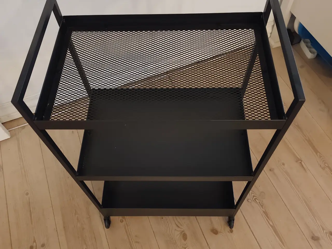 Billede 2 - Ikea Rullebord (3 stk haves)