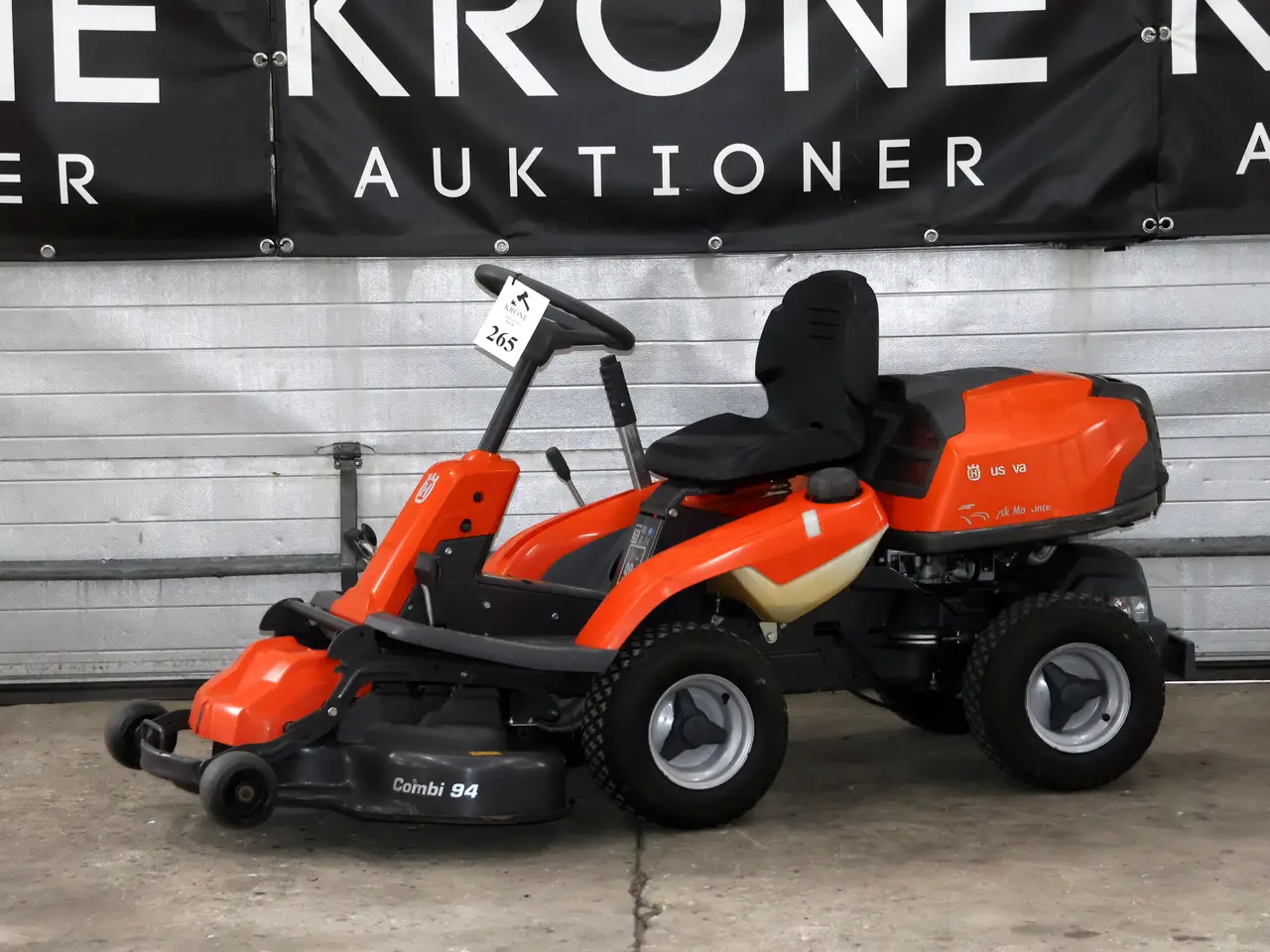 Billede 1 - Husqvarna R214 TC årg 2016