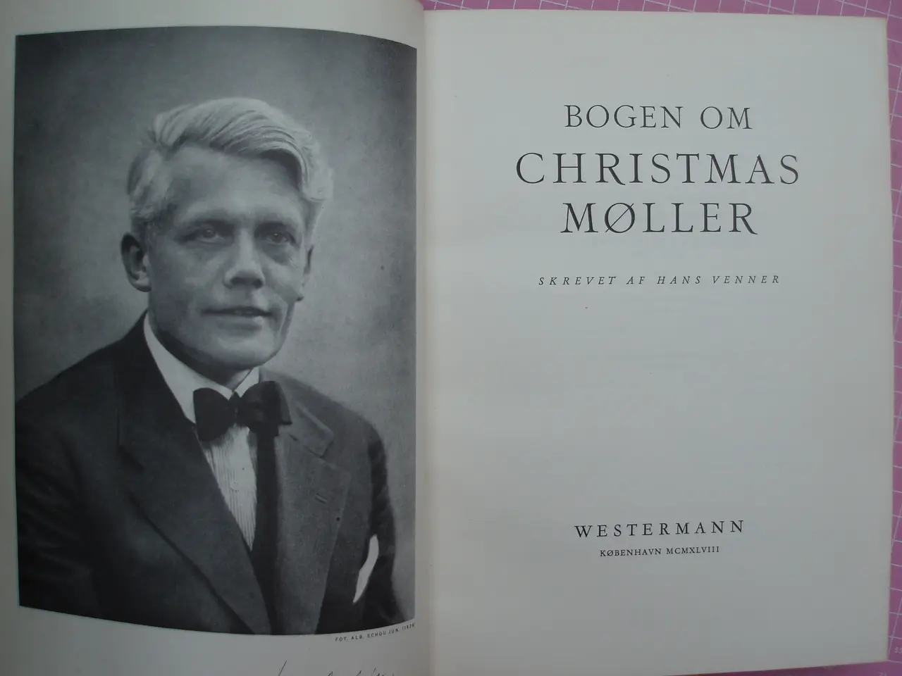 Billede 2 - Bogen om Christmas Møller