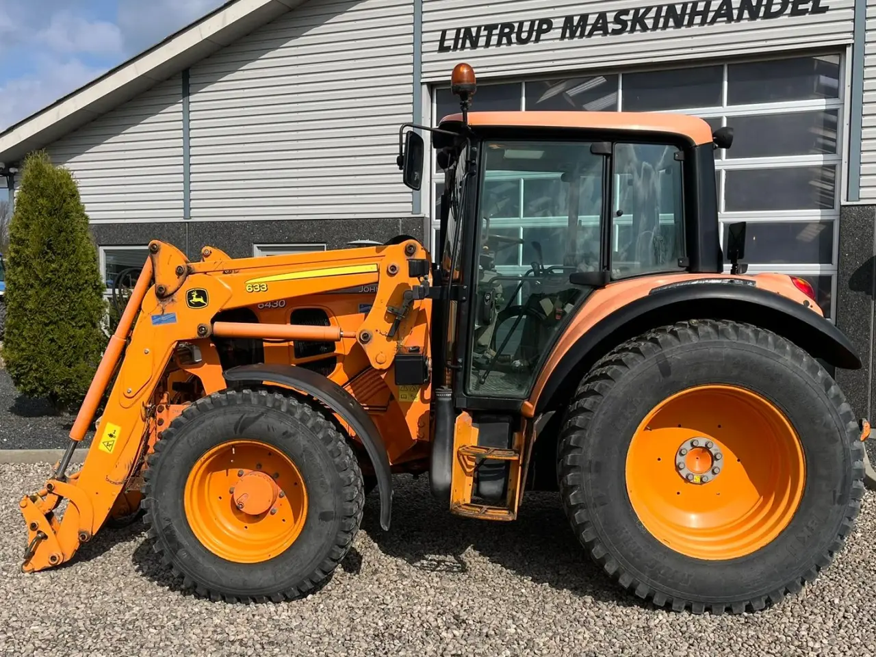 Billede 10 - John Deere 6430 Med frontlæsser og vejdæk
