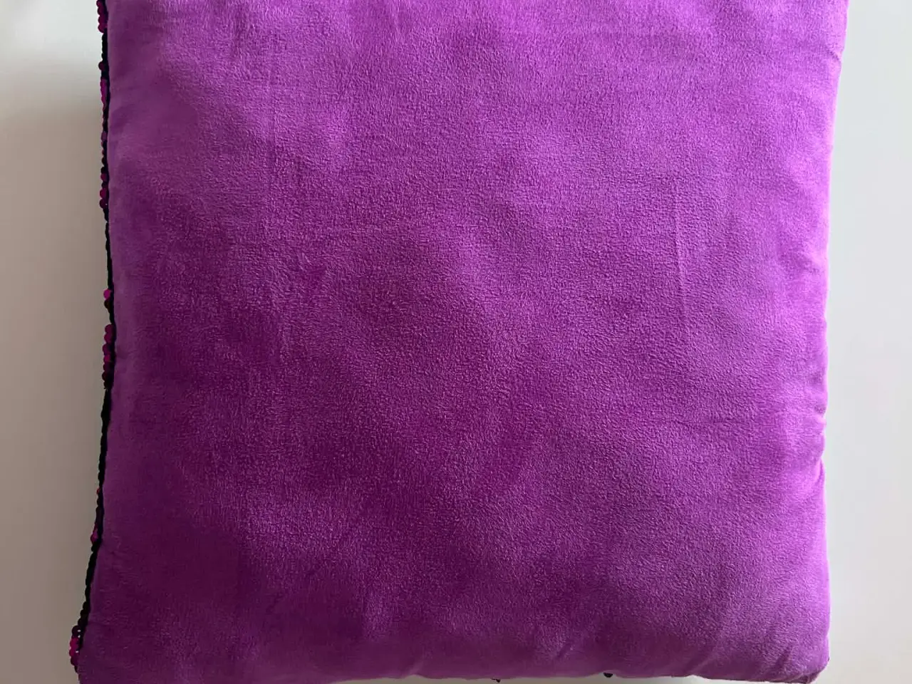 Billede 4 - Paillet pude, to-farvet, pink og blå