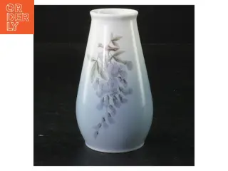 Porcelænsvase fra B&G (str. 12 cm. 6,5 cm i diameter)