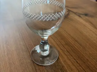 Antikke glas fra 1934