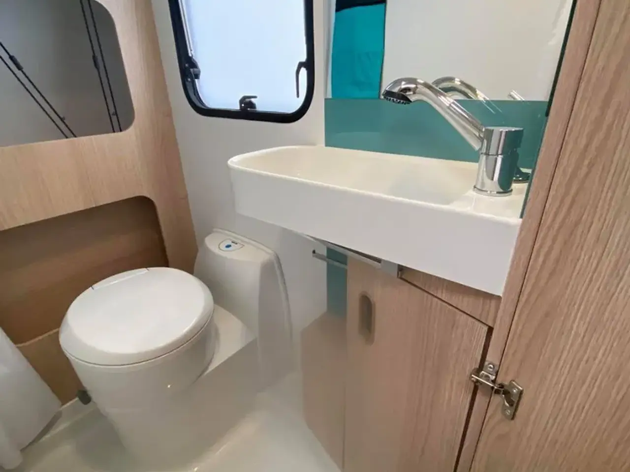 Billede 14 - Adria Aviva 472 PK