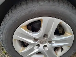 Søger Helårs eller Vinterdæk til min Opel m. fælge