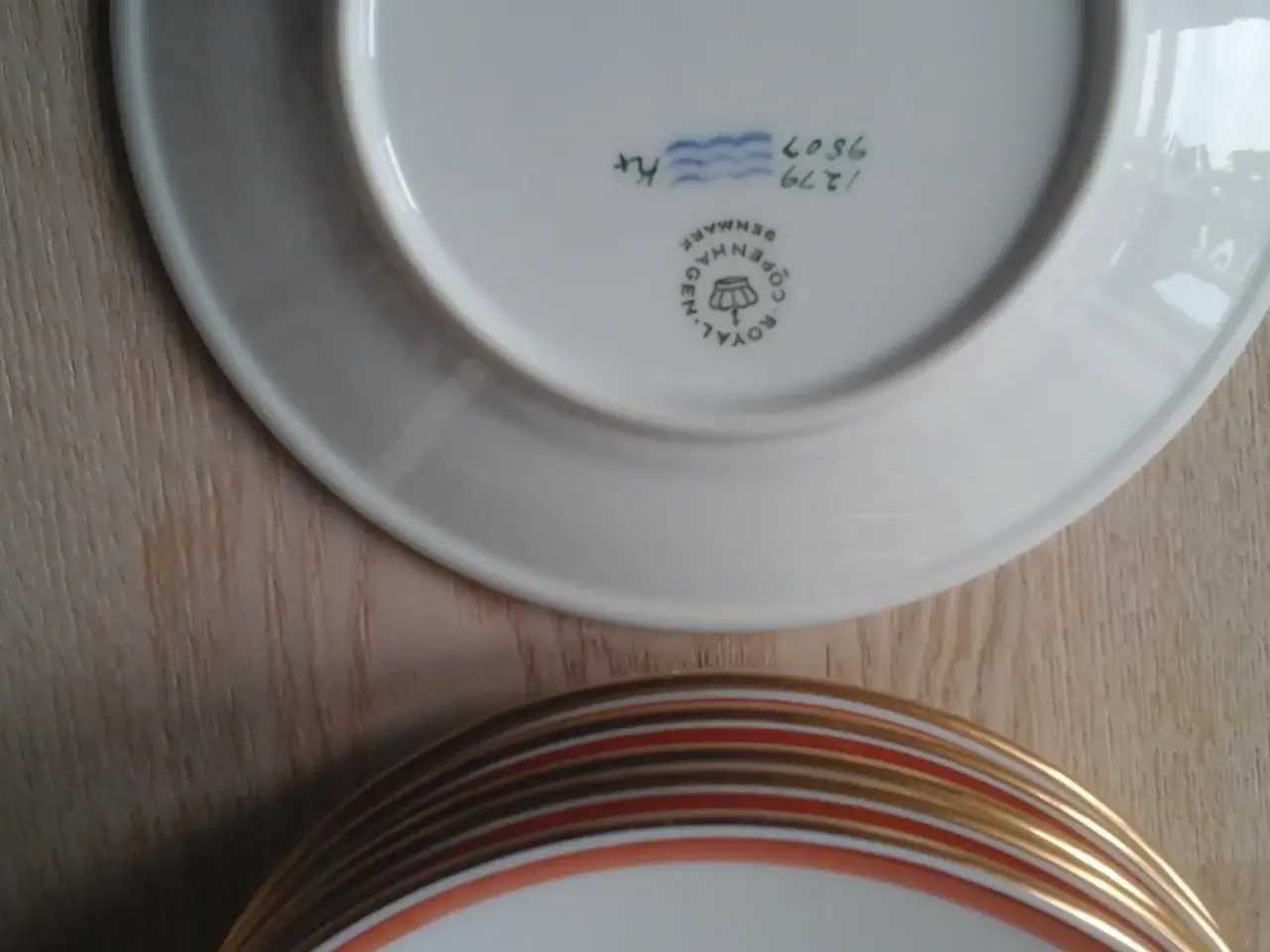 Billede 2 - Det spandske stel. Kage tallerkner40