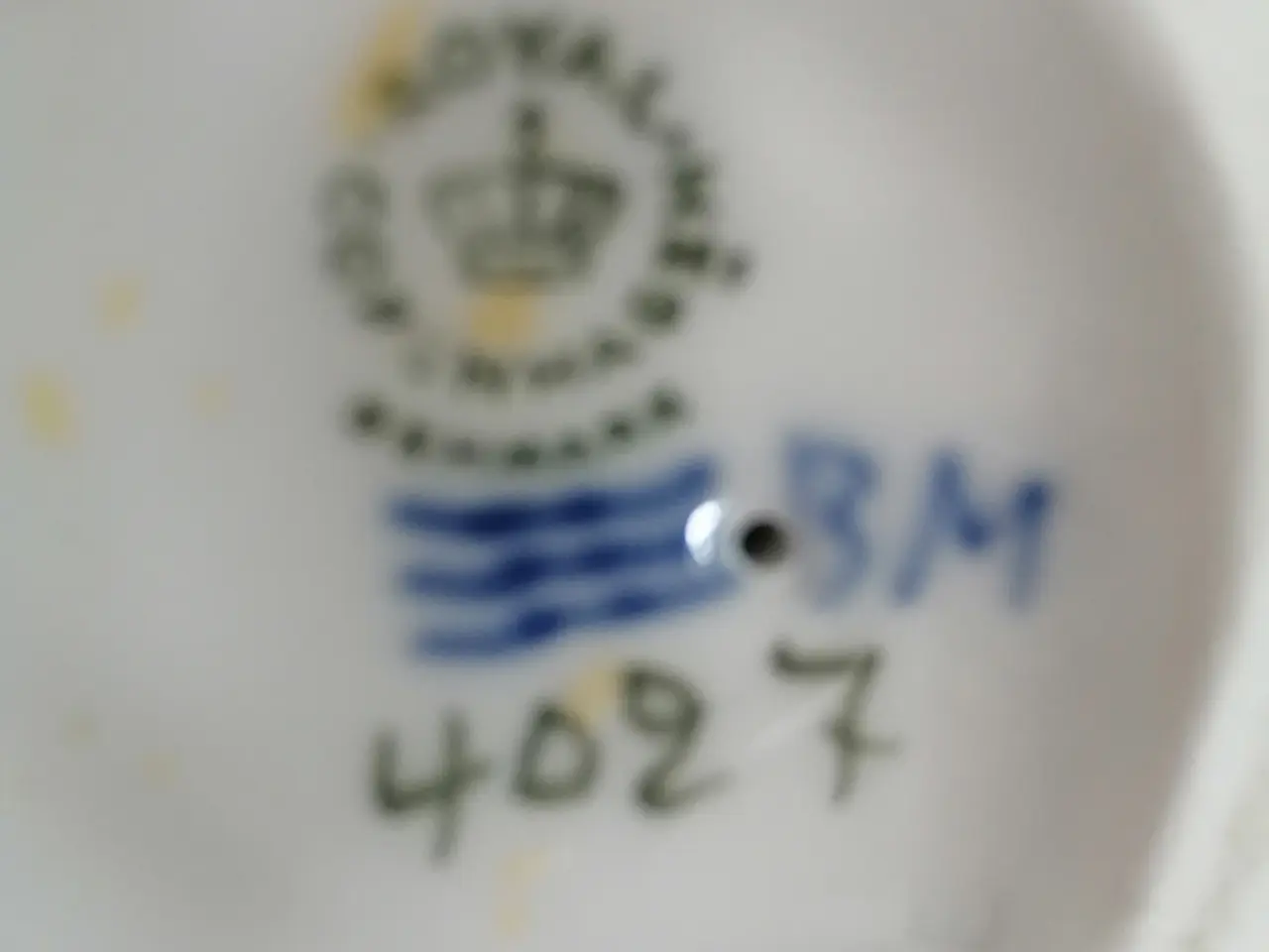 Billede 4 - Royal Copenhagen Pige 4027