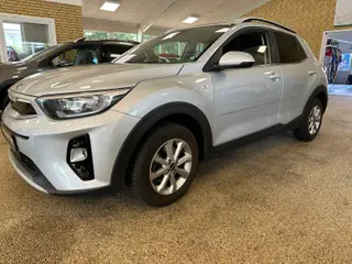 Kia Stonic 1,2 Attraction