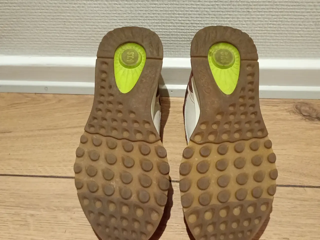 Billede 4 - Fine sneakers, Ecco, læder, str. 38.