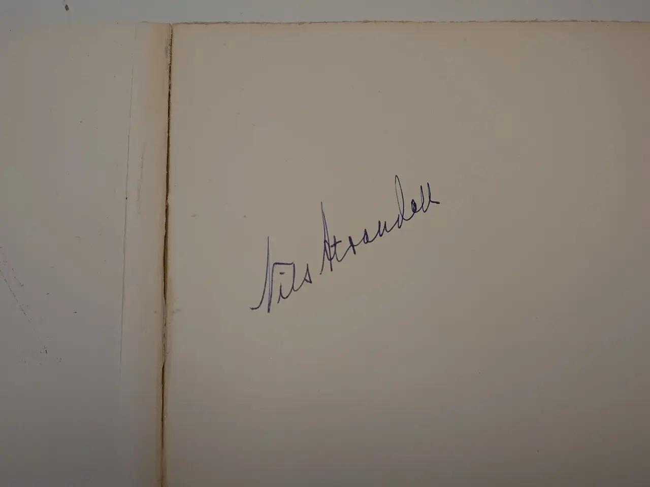 Billede 2 - Nils Strandell: I filateliens Värld. Signeret. 
