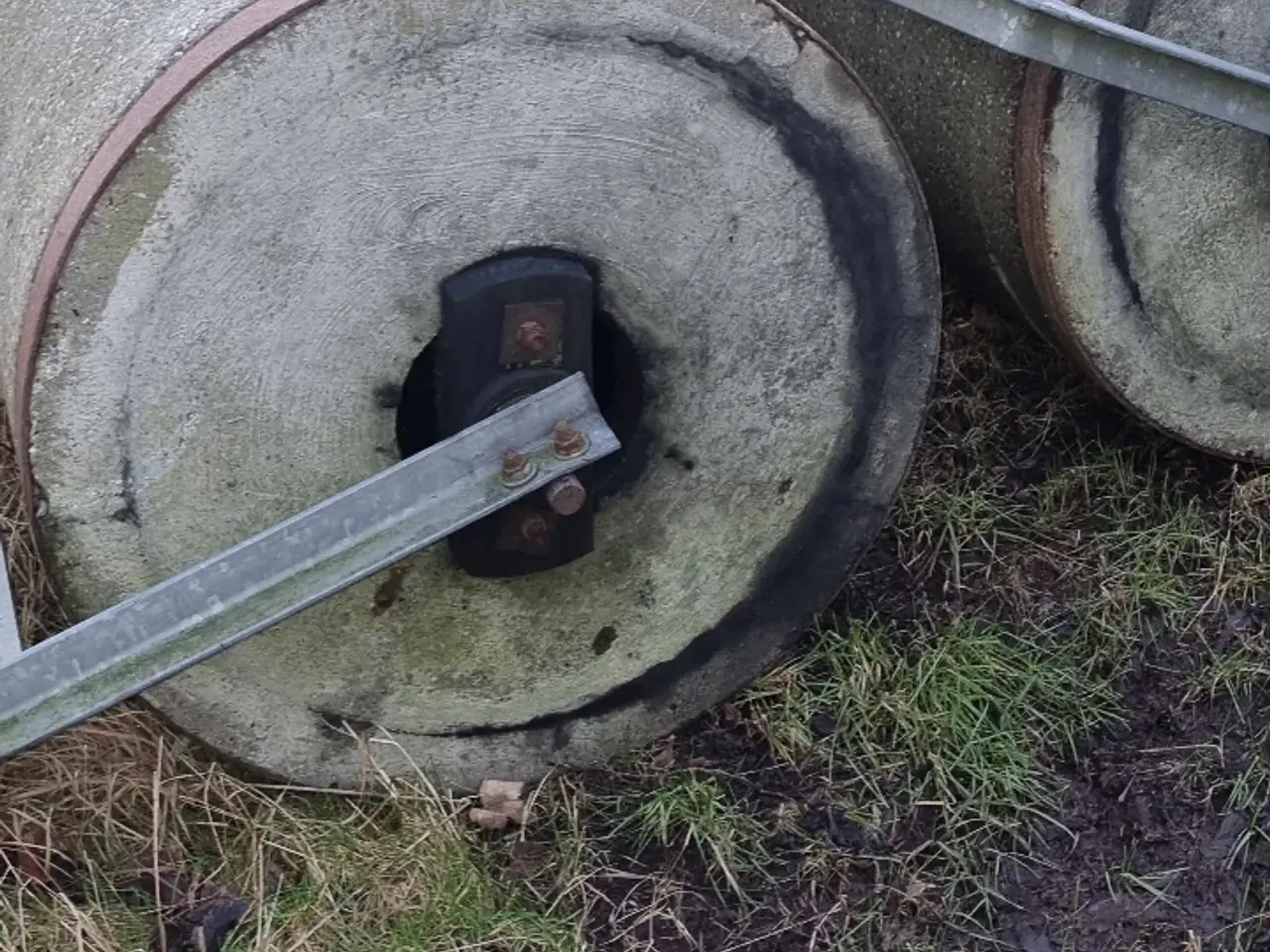 Billede 2 - Cement tromle sælges