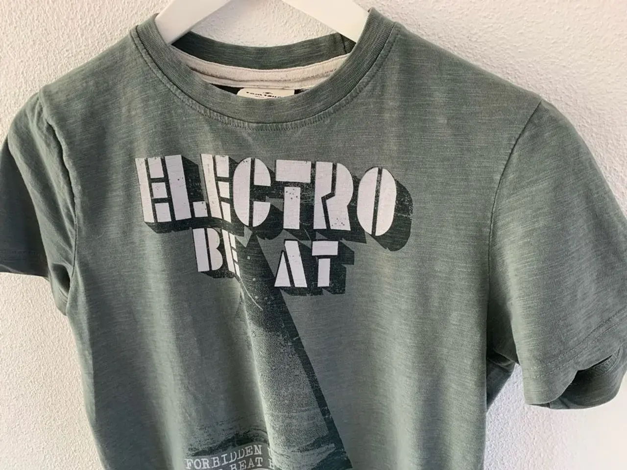 Billede 2 - T-shirt str.146/11 år
