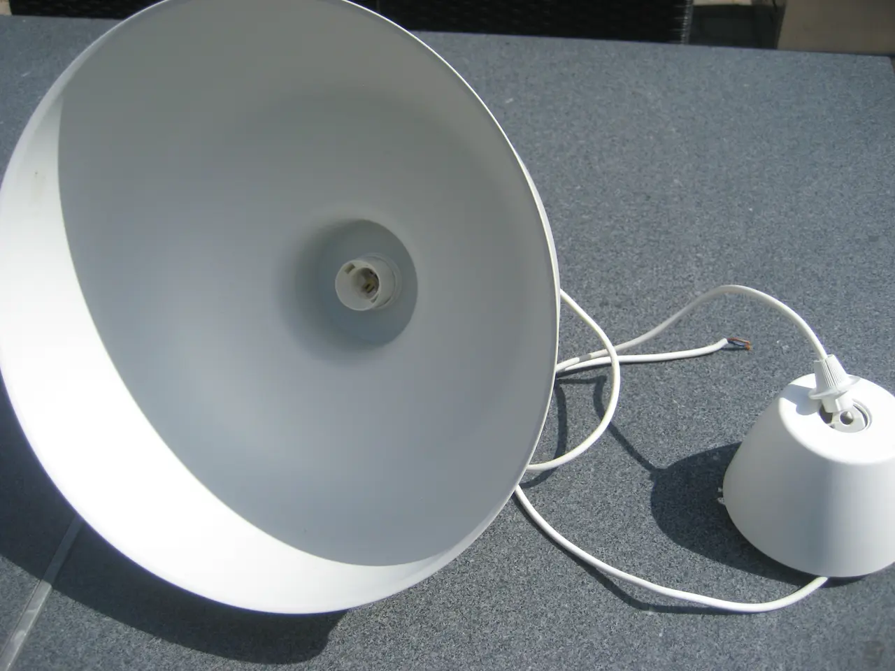 Billede 2 - Hvid IKEA loftlampe sælges