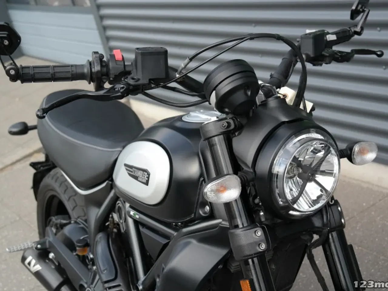Billede 11 - Ducati Scrambler Icon Dark MC-SYD BYTTER GERNE
