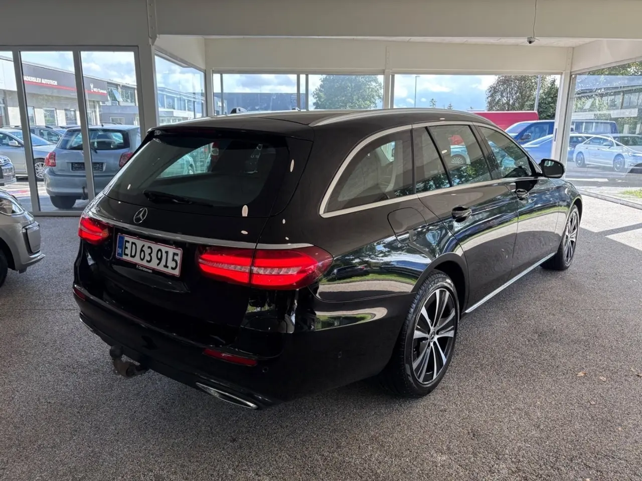 Billede 3 - Mercedes E300 de 2,0 Avantgarde stc. aut.