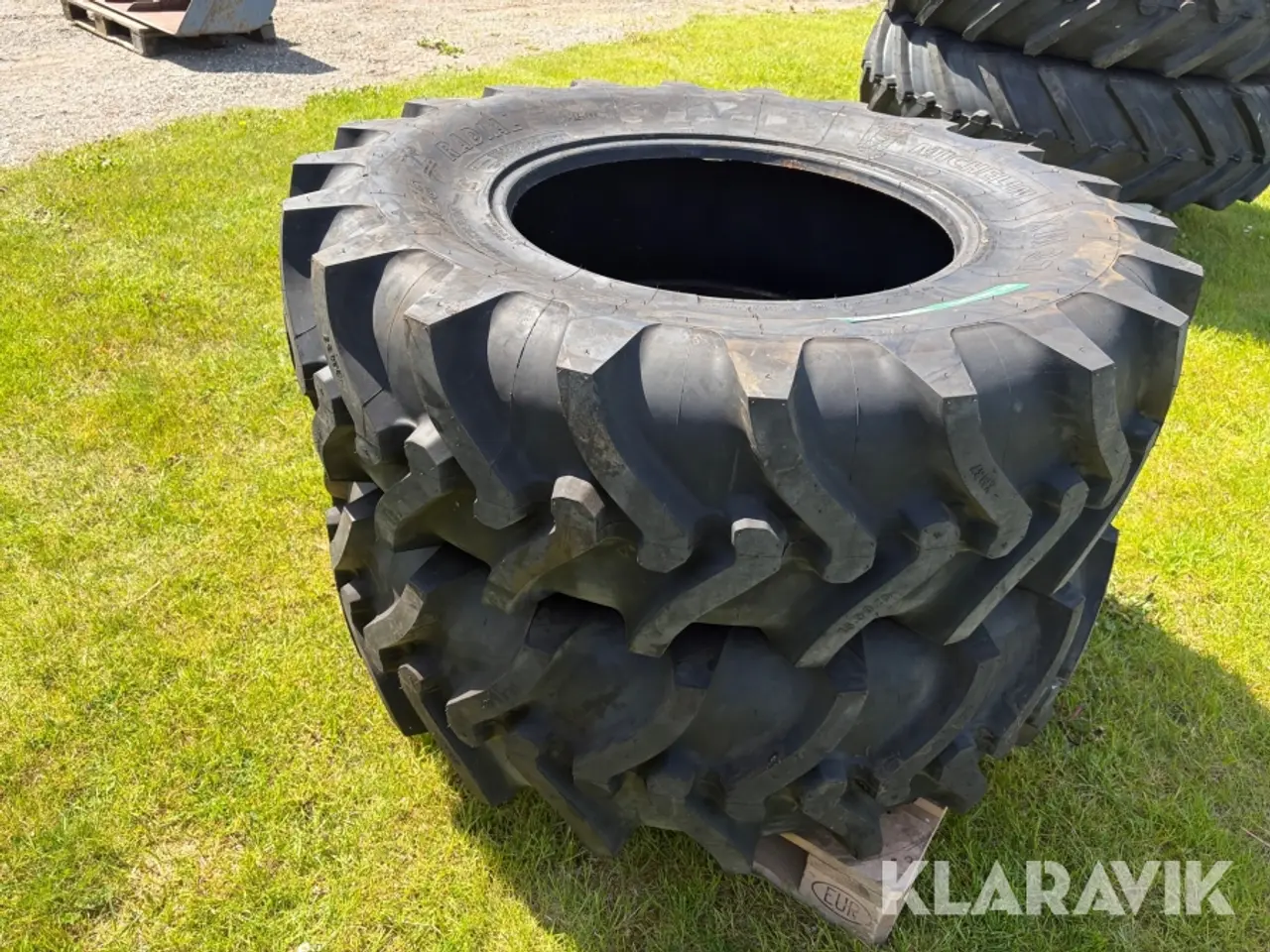 Billede 2 - Dæk Michelin XM37 16.9R28 2 styk