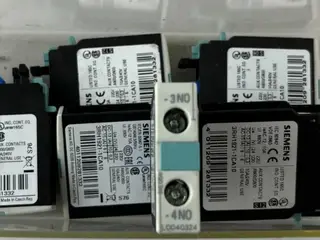 9x Siemens 3RH1921-1CA10 Auxiliary Contact Block /