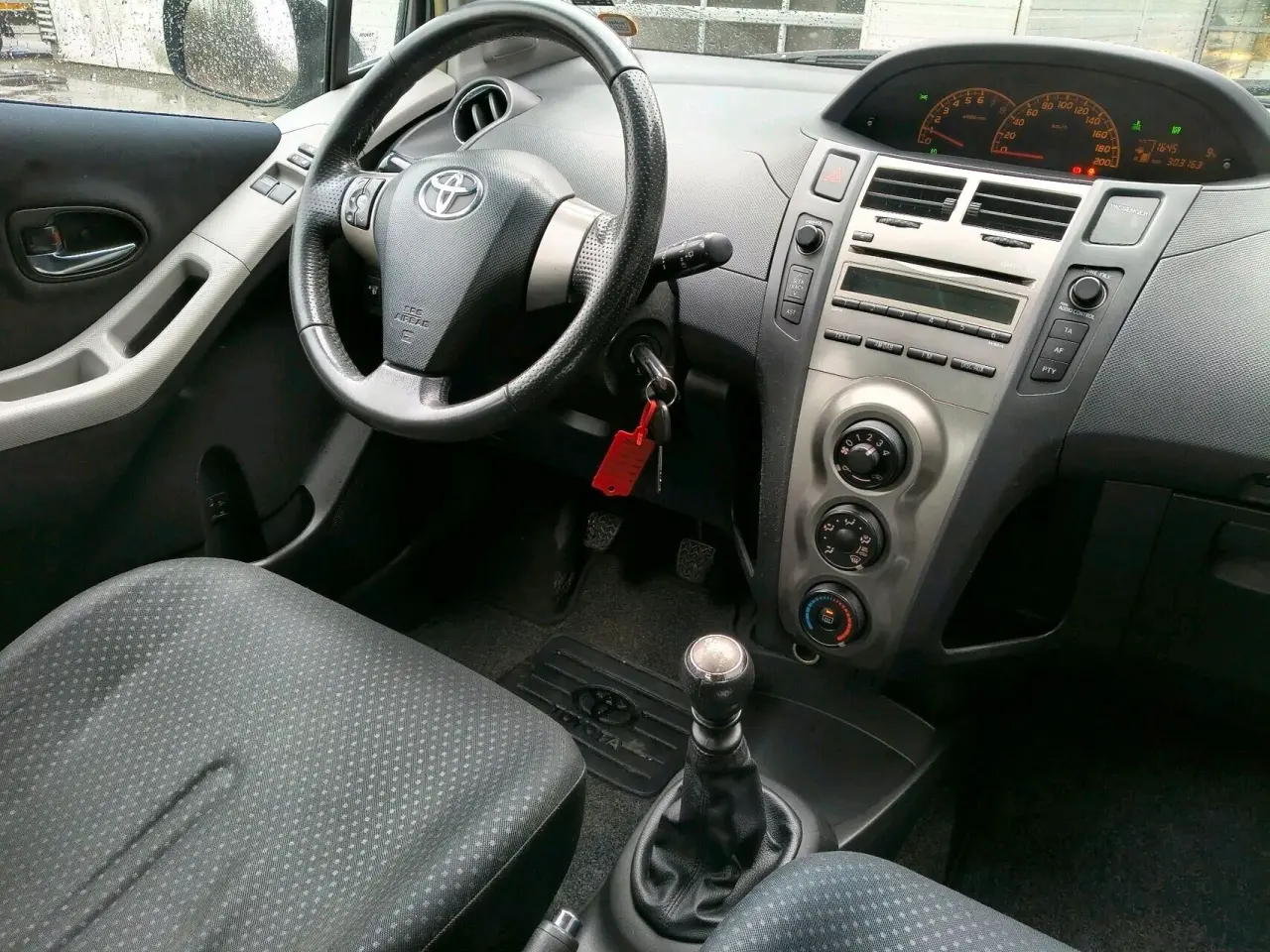 Billede 6 - Toyota Yaris 1,3 VVT-I T2 Touch 100HK 5d 6g