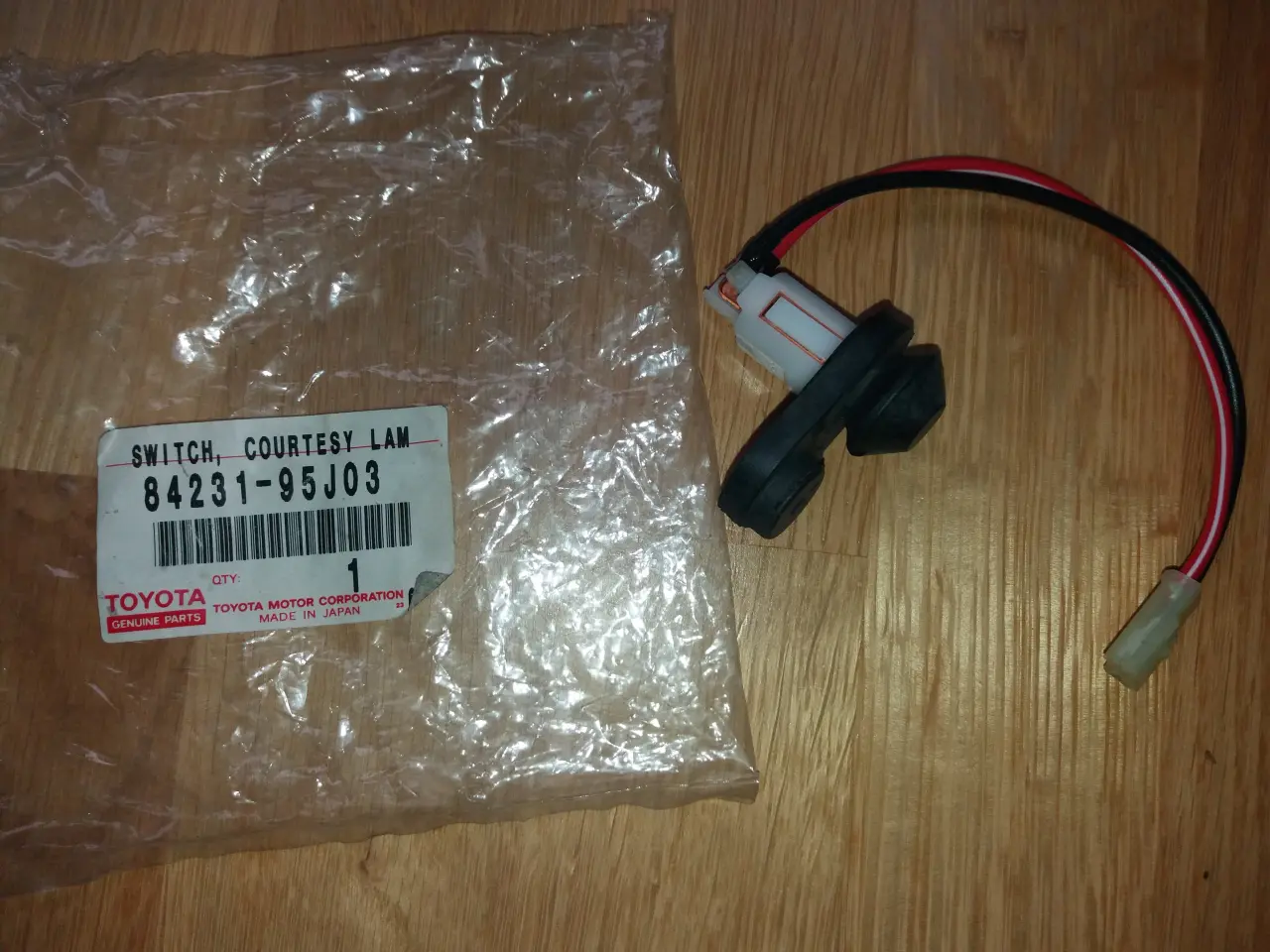 Billede 1 - Kontakt for bagklap Toyota Hiace / Dyna mf.