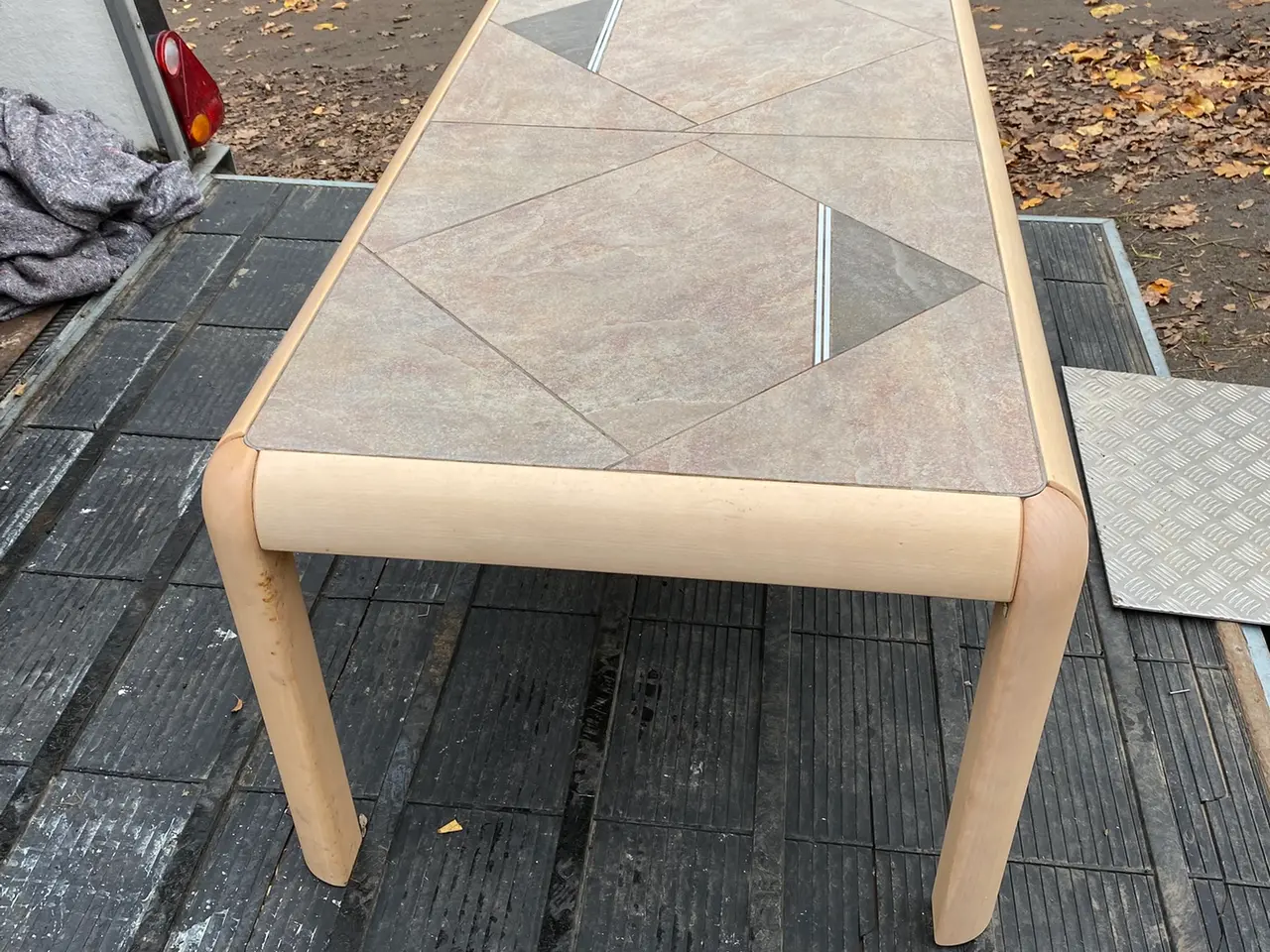 Billede 1 - SOFABORD OG SIDEBORD BØG/KAKLER